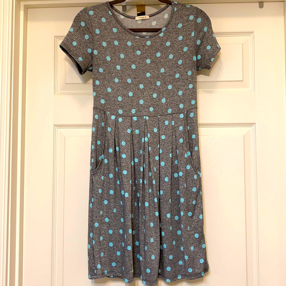 Grey polka dot dress with pockets